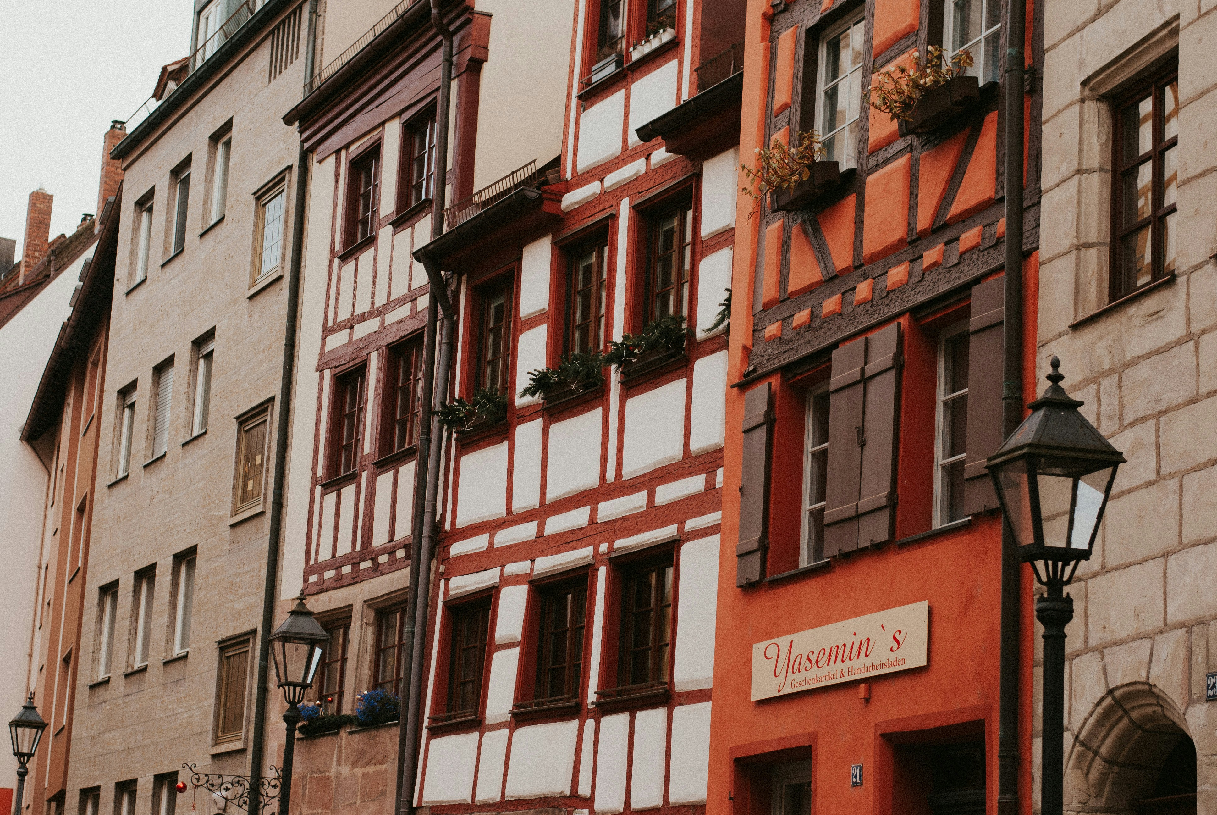 🏠 Housing & Bureaucracy in Germany: What You Need to Know